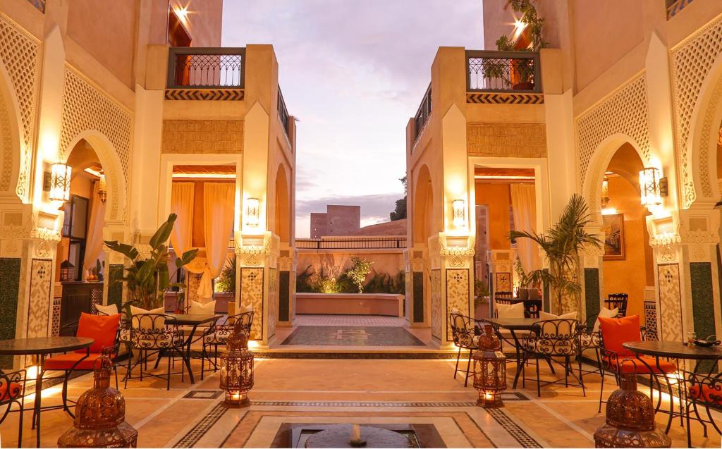 Dar Lys Restaurant